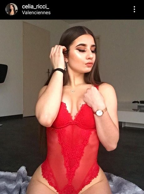 Celia Ricci star pornographique image