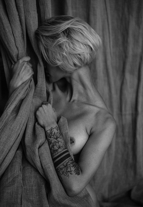 _vialentina_ actrice hd galeries