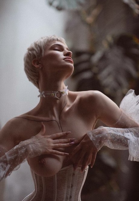 _vialentina_ star du porno sympa des photos