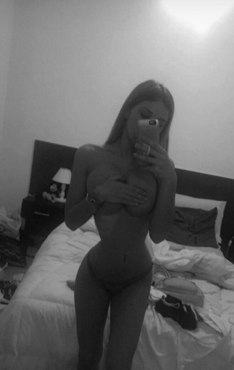 blonde aux gros seins onlyfans xxx nus galerie