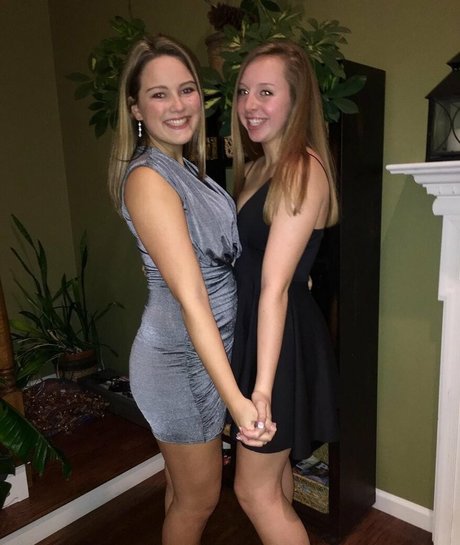 gros seins noirs onlyfans adulte en haute qualité image