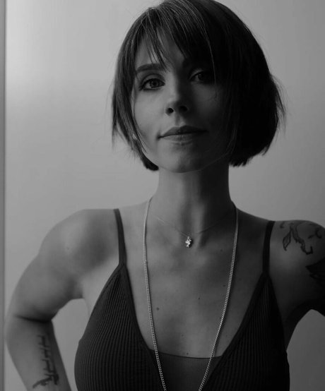 Soe Gwchwind jolie actrice galerie