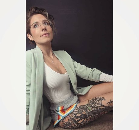 Soe Gwchwind actrice artistique collection