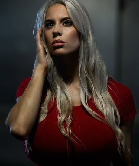 Katelyn Keplar joli modèle photos