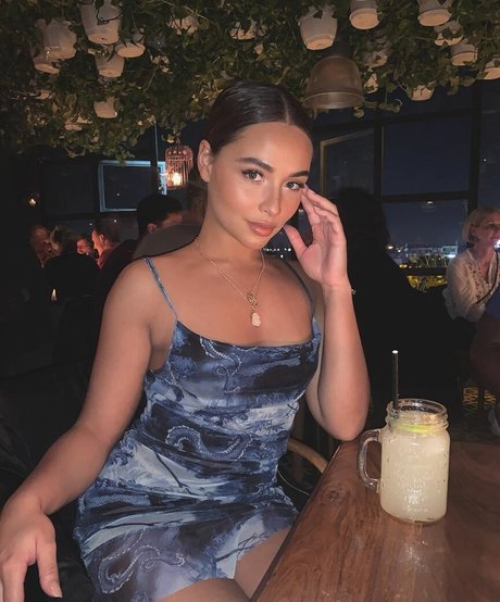 blonde sexy uniquementfans nus gratuits photo