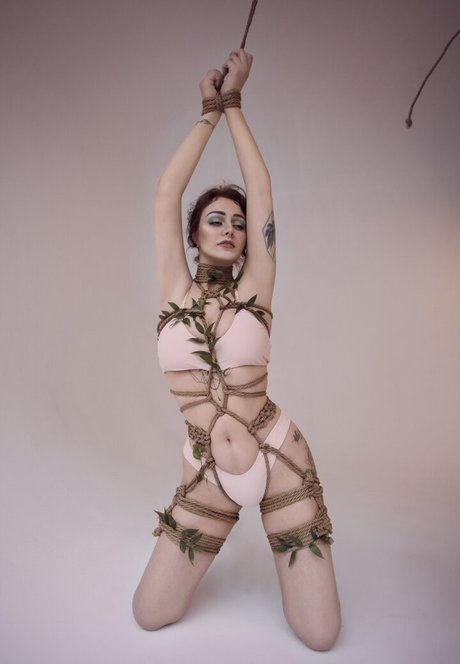 Senedy actrice photos