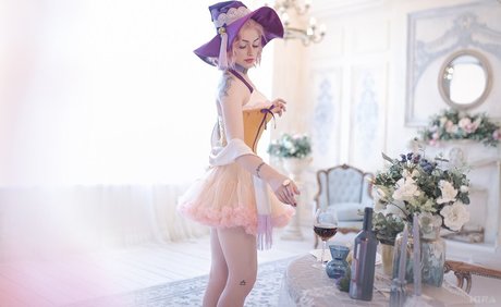 Senedy modèle gratuit des photos