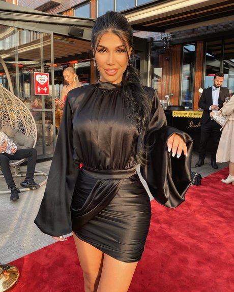 Isabel Raad modèle joli photo