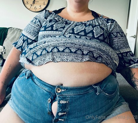 ella jo 28 actrice exclusive des photos