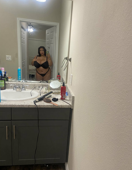 Grxceuncensored actrice adulte image