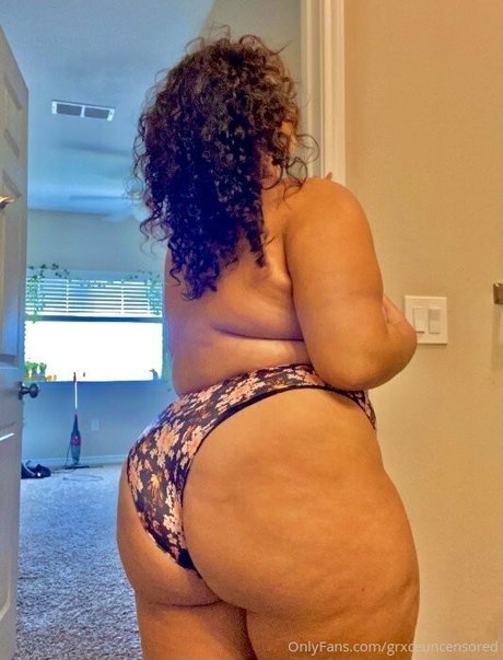 gros cul gros seins onlyfans nu chaud photos