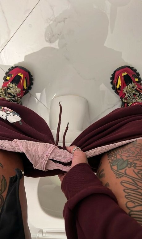 Donna Lombardi star exclusive photos