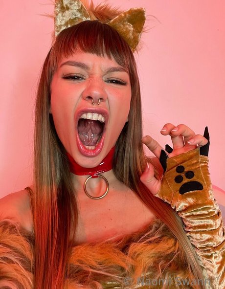 naomiswann star érotique images