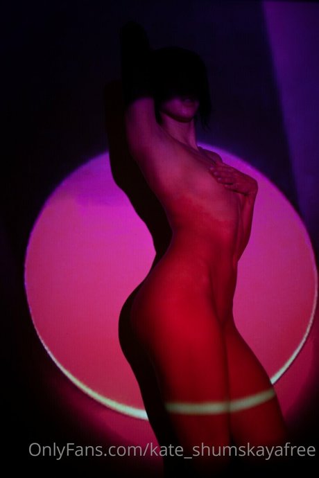 Kate Johansson actrice sexy archive