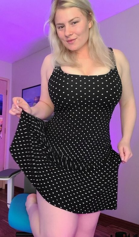 Asiri Ocean star du porno chaude image