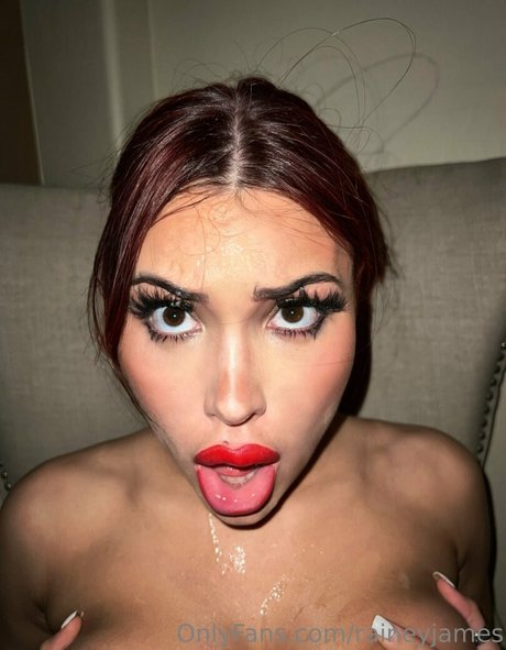 brunette onlyfans exclusif gratuit img