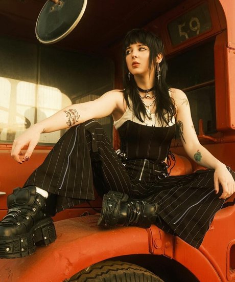 bikini ado onlyfans belle érotique archive