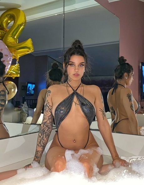 Lunamoonrivas star du porno belle image