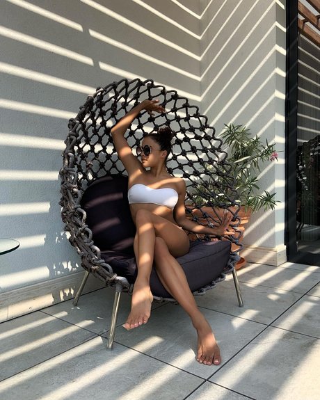 Yoana Nikolova star du porno sympa galeries