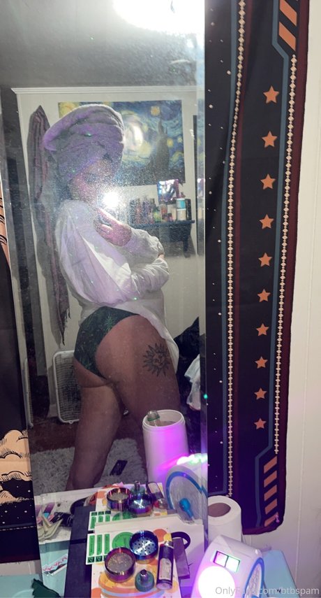 btbspam actrice chaude galeries