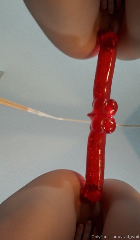 Vivid Whit étoile img