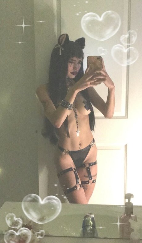 Angelbabyluna modèle nu img