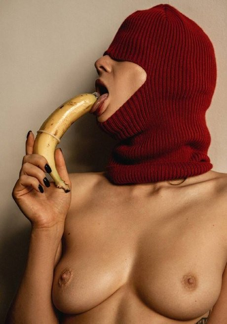 Inga Lis modèle xxx images