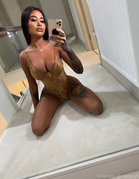 Nikita Jasmine étoile xxx galeries