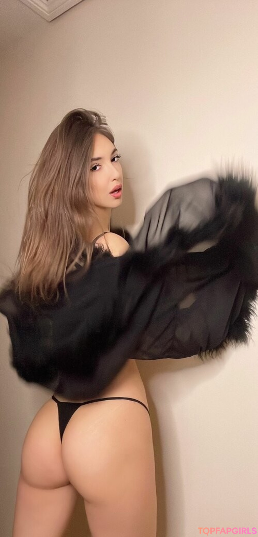 Coral Larsen étoile xxx image