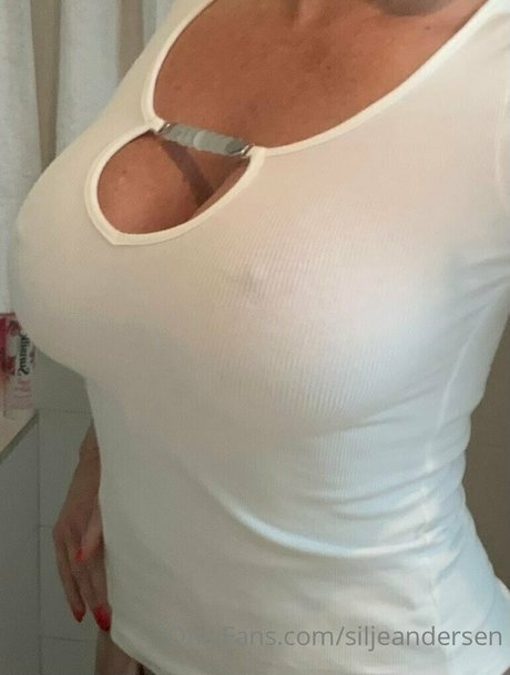 Silje belle étoile photo