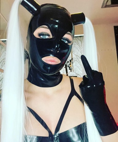 Cath28 modèles nus des photos