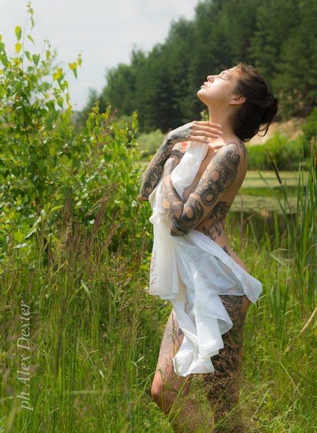 asiatique gratuit onlyfans chaud érotique archive