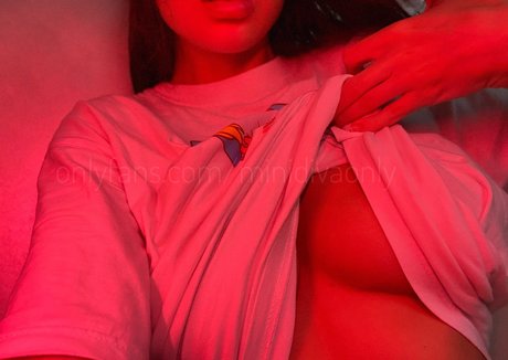 Mini Diva sexe de star du porno photo