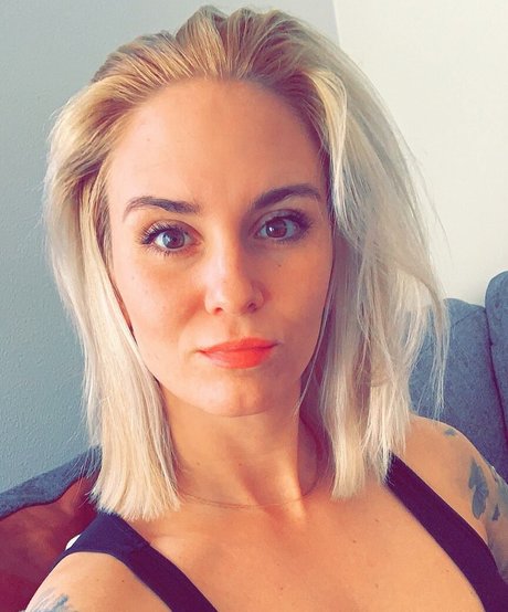 Natasha Thomsen actrice photo