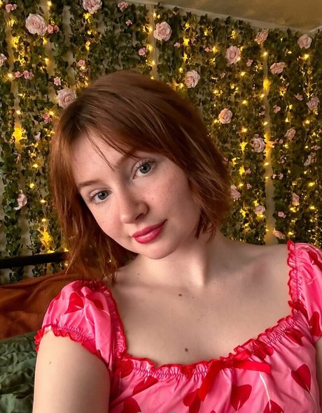 douche gay onlyfans top jolie image