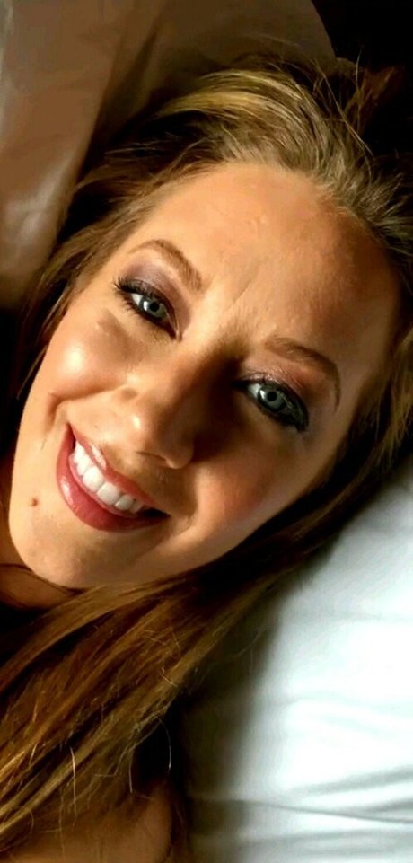 bikini ado onlyfans sexy jolie img