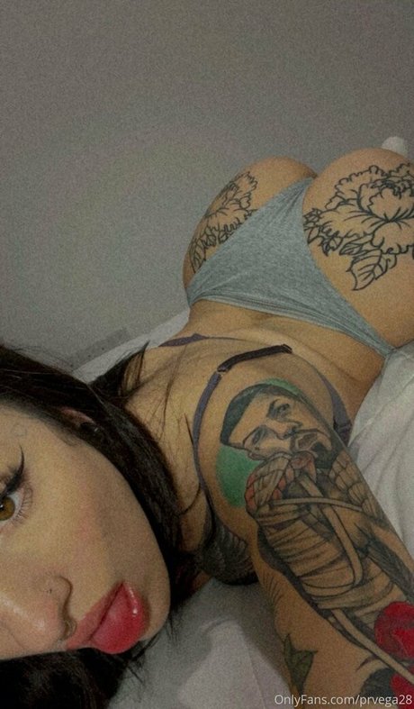 blonde aux gros seins onlyfans belle nue archive