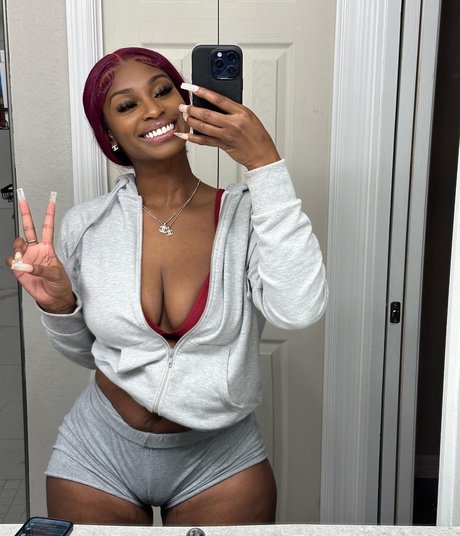 Minx XXX étoile chaude collection