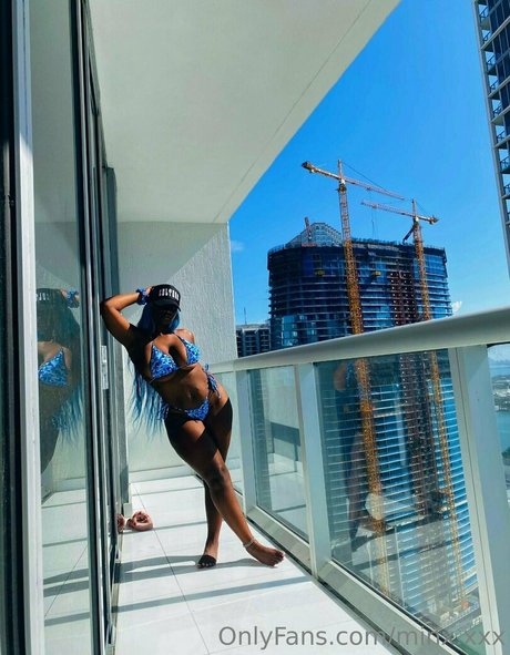 ébène baise onlyfans joli porno collection