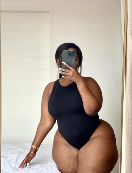 éjaculation féminine uniquementfans les meilleurs nus collection