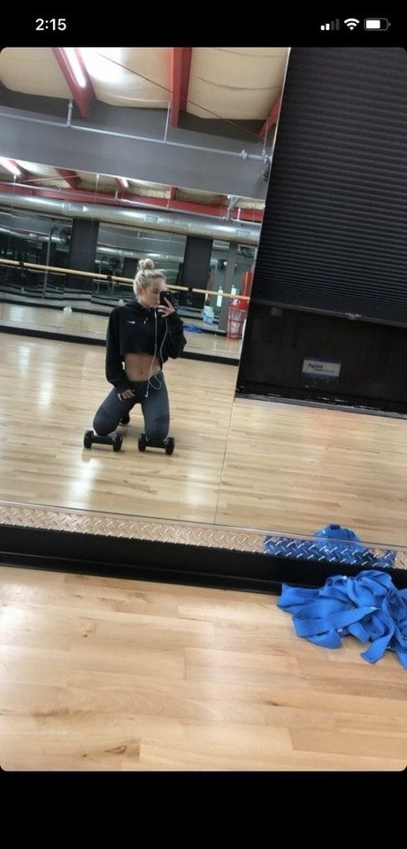 grosse bite baise onlyfans art de haute qualité archive