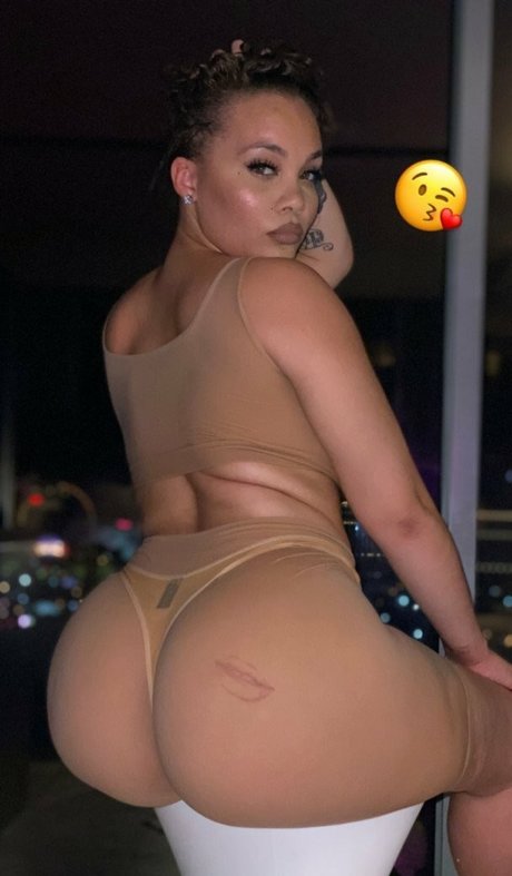 SaraGold meilleure star du porno galerie