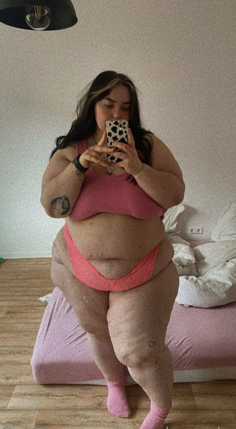 perla exclusive modèles nus img