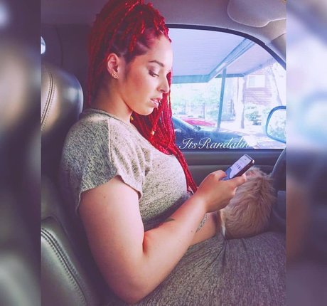 fille courbée dà côté onlyfans porno hd images