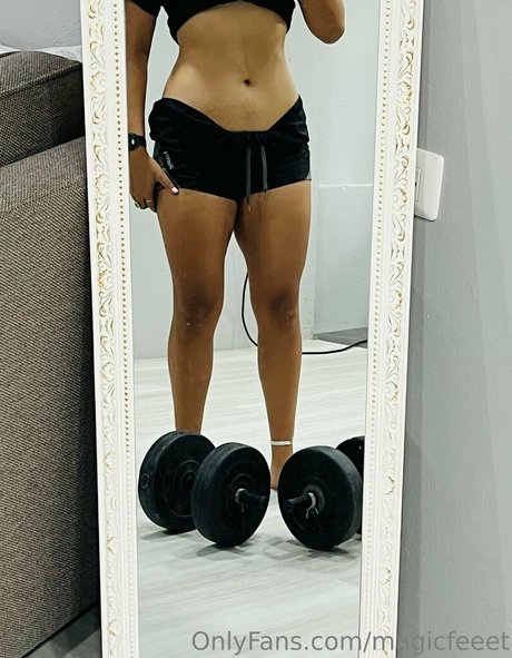 magicfeeet actrice porno photos