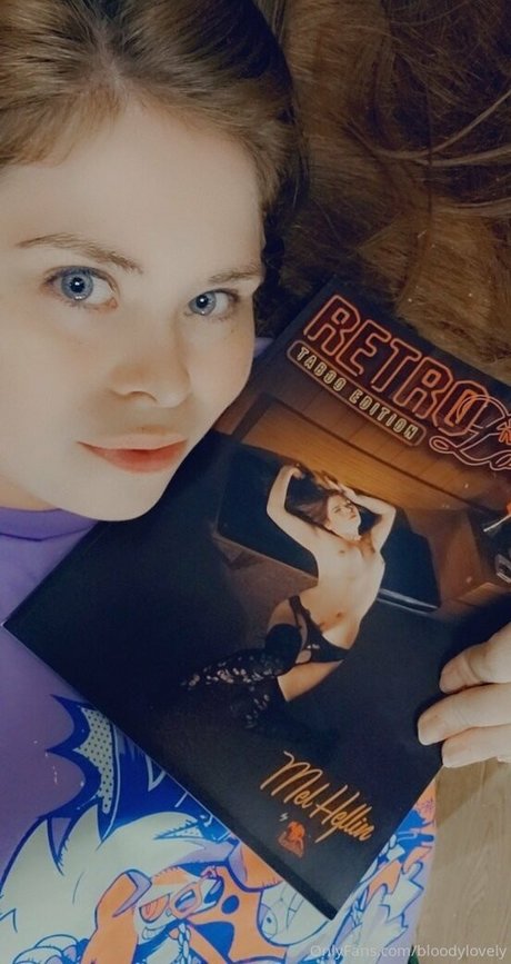 bloodylovely étoile de l'art photos