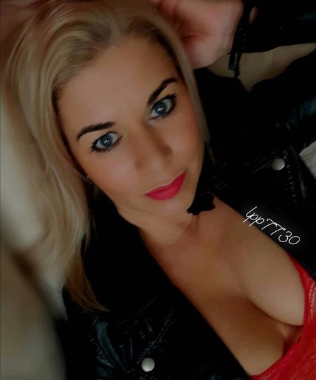 Lpp7730 actrice de nus img