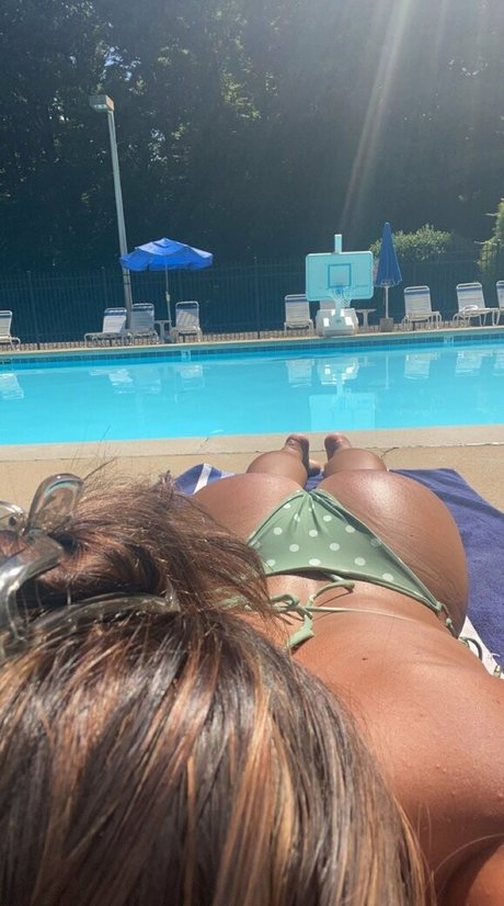 lailamorgan modèle parfait des photos