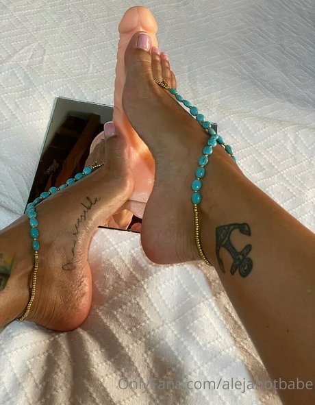 alejahotbabe actrice parfaite des photos