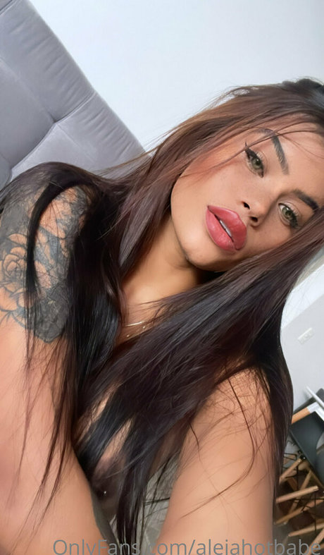 alejahotbabe modèle de haute qualité archive